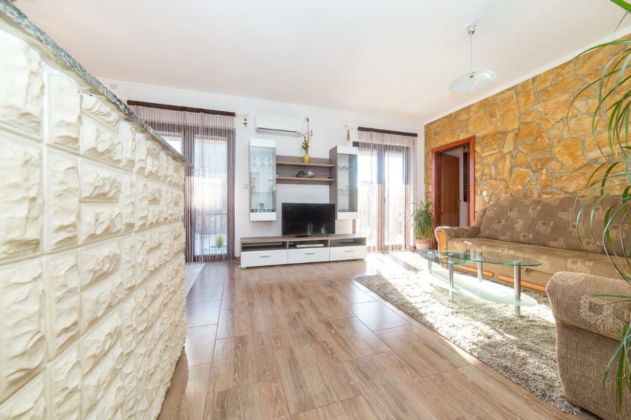 Villa Marica Kaštela Eksteriør billede